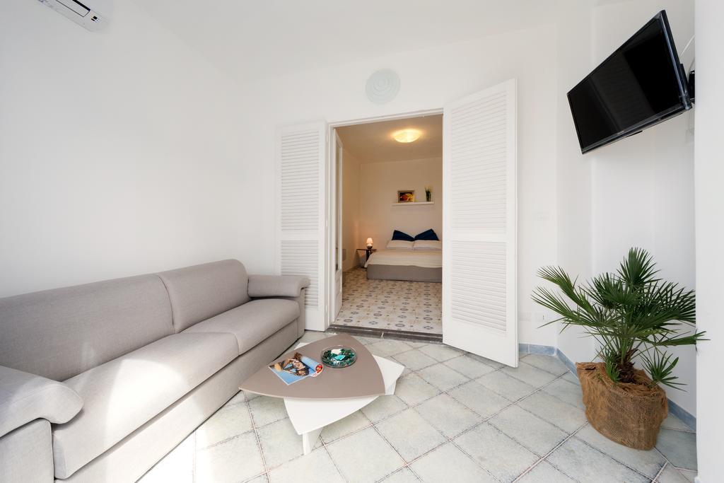 Forio di Ischia Relais Romildanna Bed & Breakfast 部屋 写真